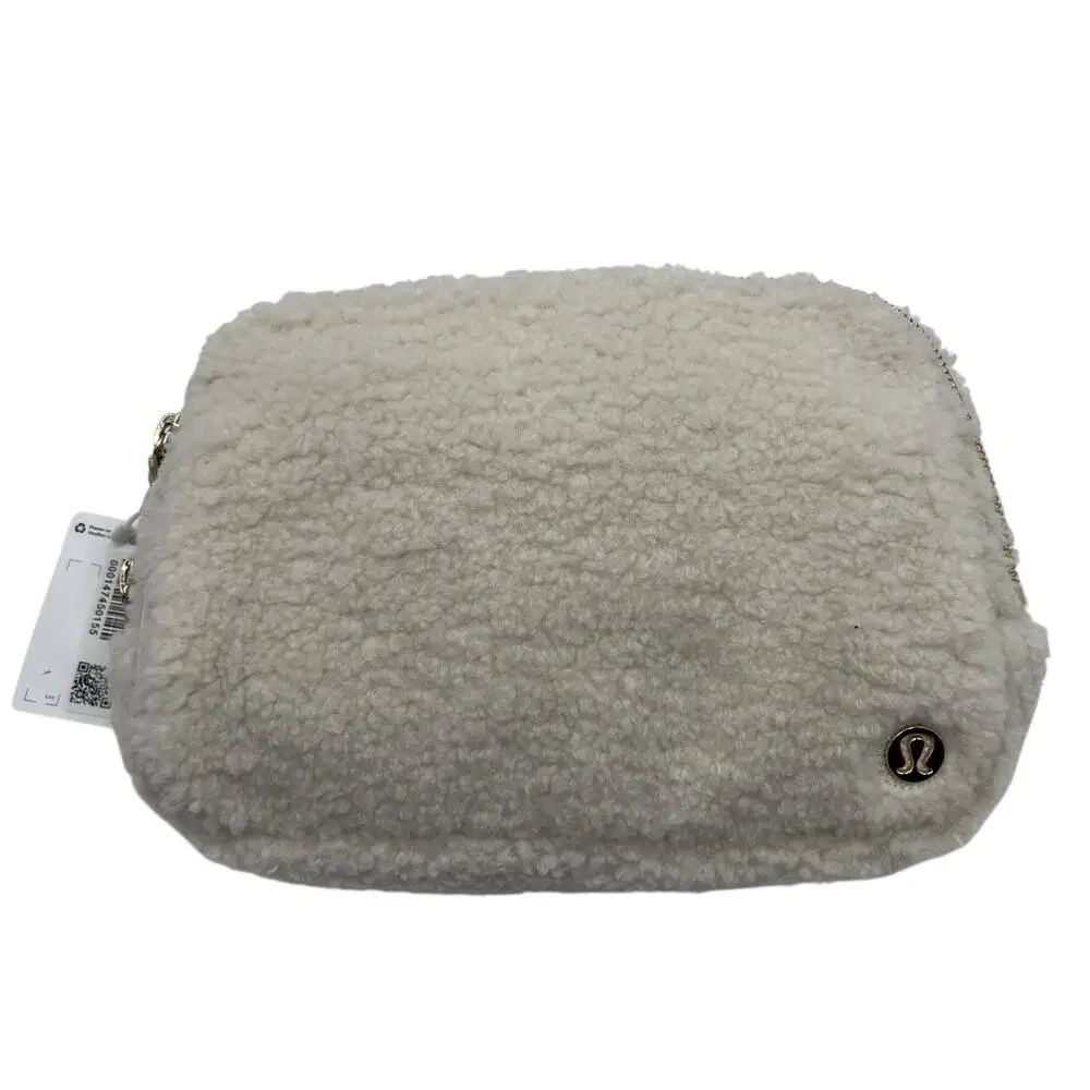 Lululemon Sherpa Fleece Crossbody Everywhere Belt Bag Gold Logo Winter White Y2K